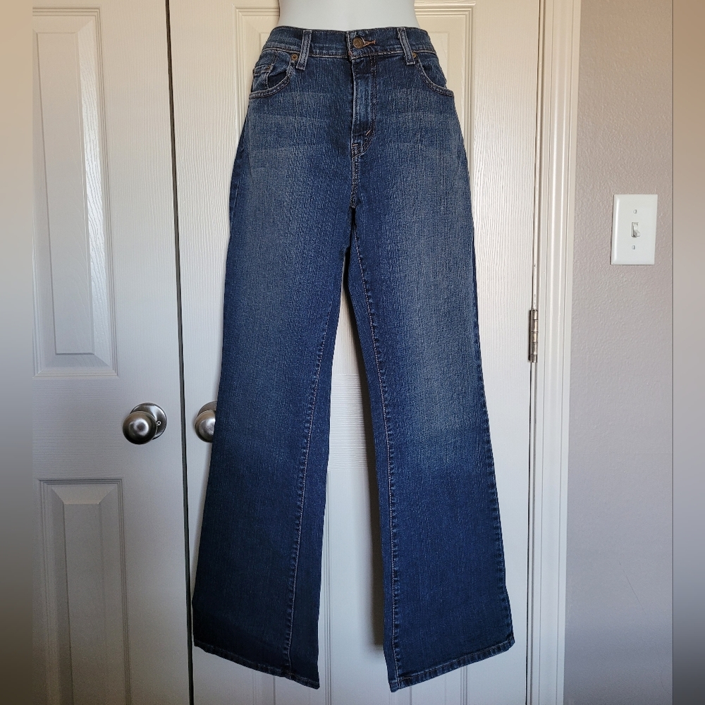 Levi 515 Boot Cut Jeans - Sz 10M, Med Wash, EUC